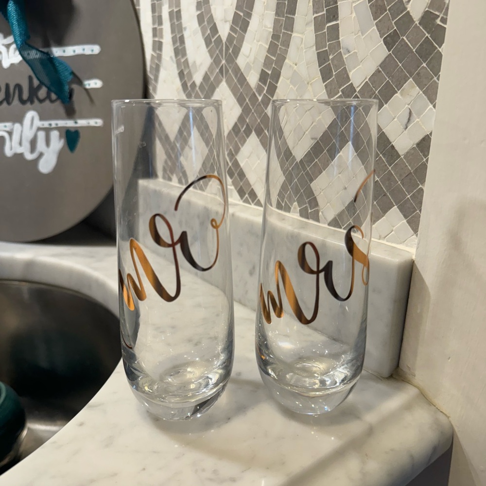 Mr. And Mrs. Champagne Flutes